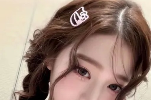 塌房！抖音千万网红旺仔小乔开演唱会不露脸票价直逼一线明星